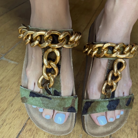 Camo sandals - Picture 1 of 3